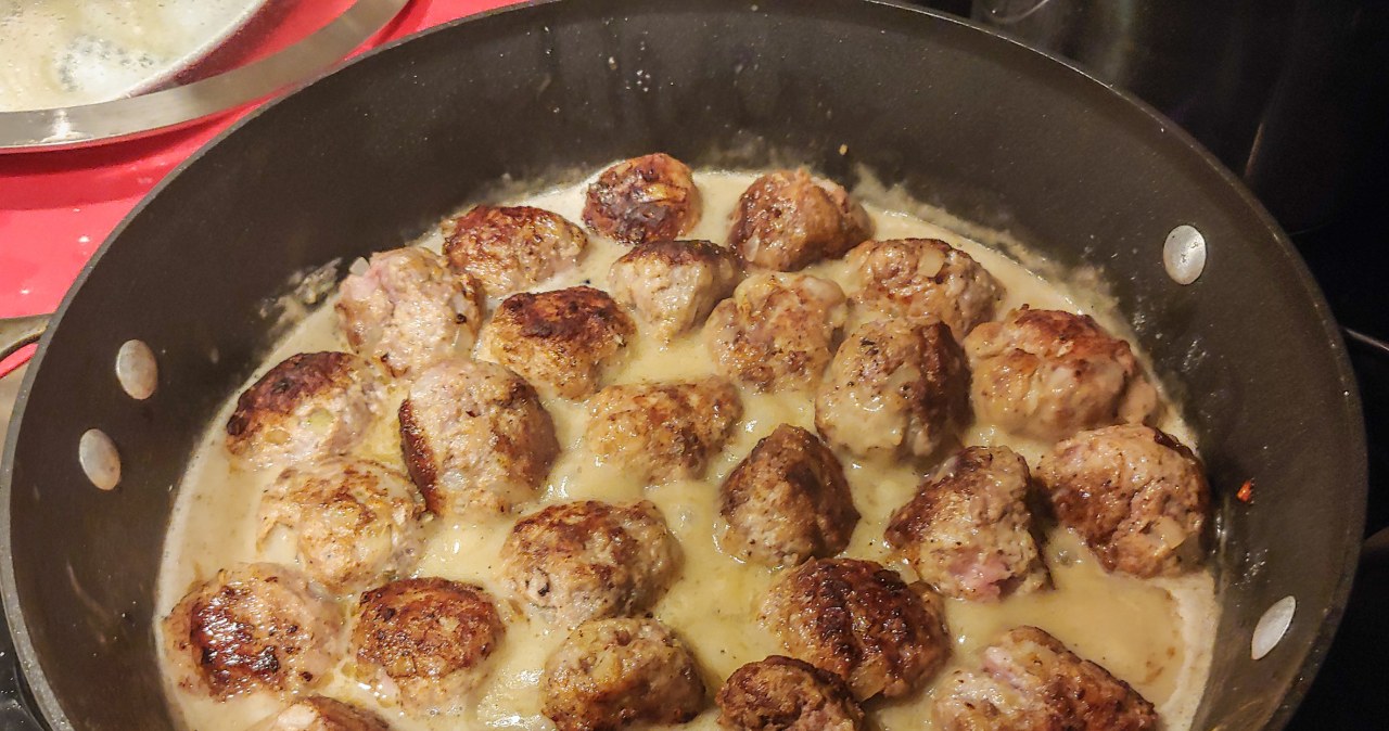 Meatballs like from a furniture store, the taste is amazing. My family is eating