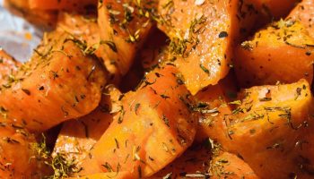 It has more calories than potatoes, but it does not make you fat. It is worth eating to protect your eyesight and intestines