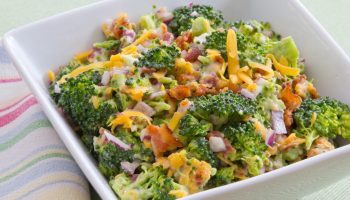 This salad will be a hit on the New Year's Eve table. A simple recipe