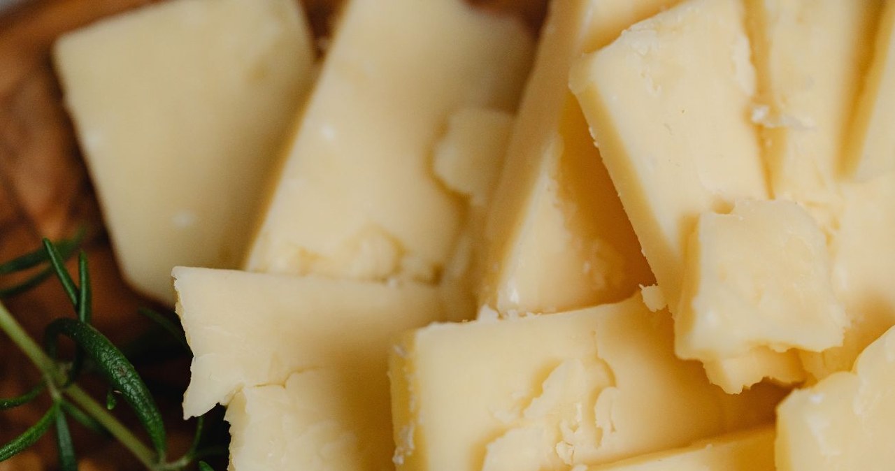 It has more calcium and vitamin B than regular cheese. Seniors and people working physically should eat regularly