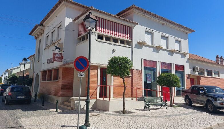 The 15 exceptions: where to buy a house is cheaper