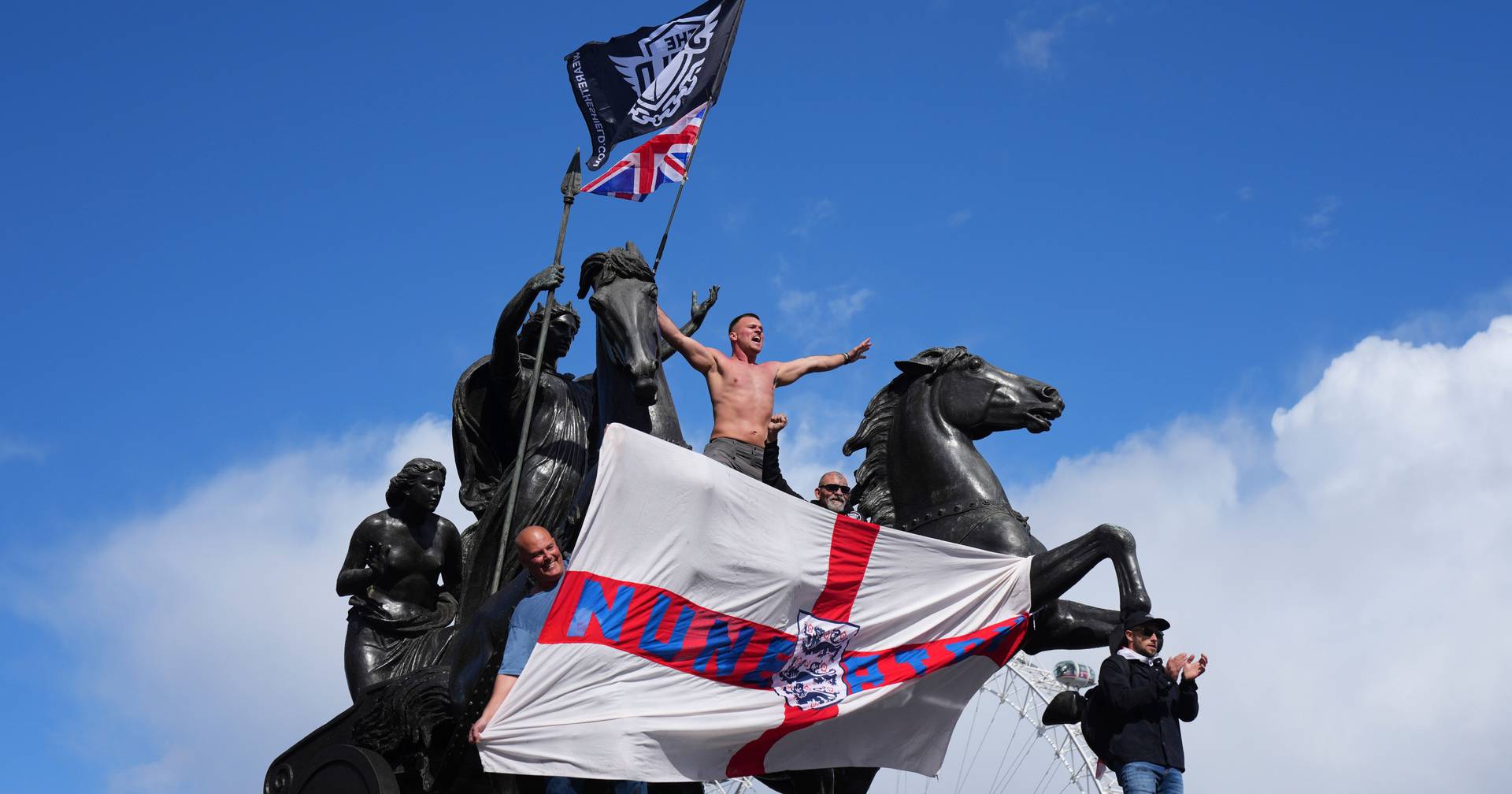 How Elon Musk is influencing the far right in the UK