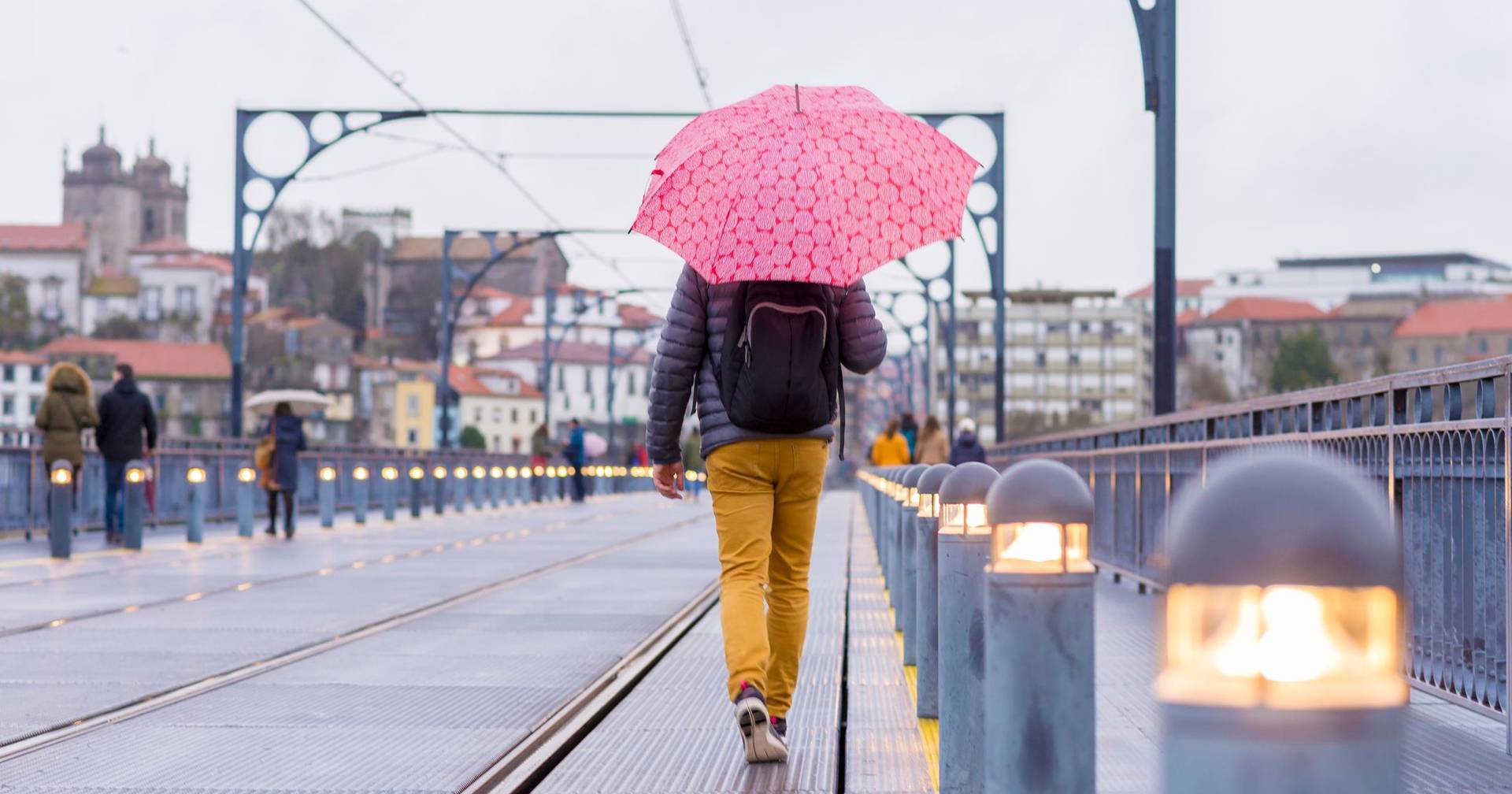 Porto, Braga and Viana do Castelo under yellow warning due to rain forecast