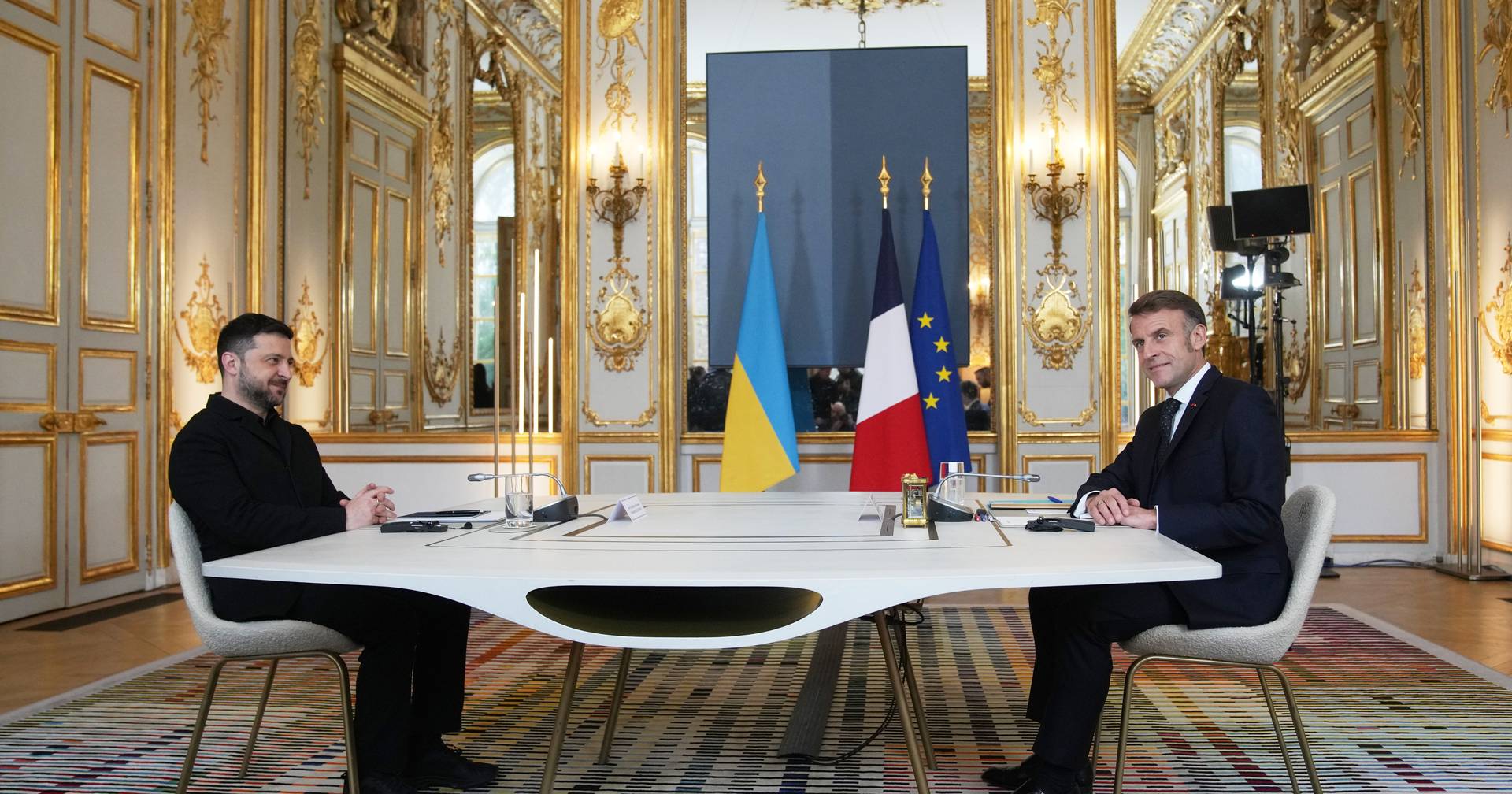 Zelensky meets in Paris with President Macron with military support on the table