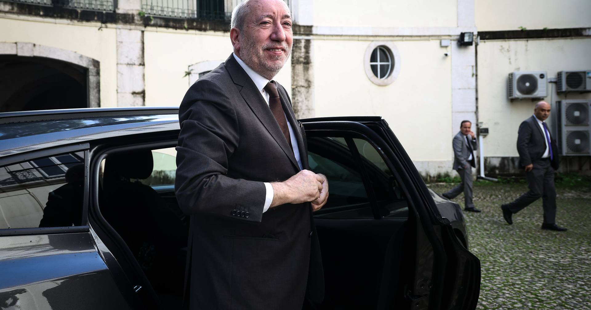 António Filipe will not have campaign actions on the day of the general strike