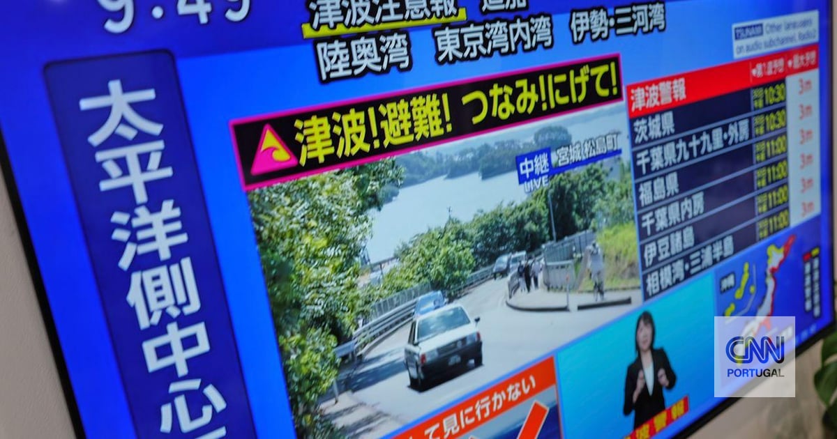 Japan issues three-meter tsunami warning after magnitude 7.2 earthquake