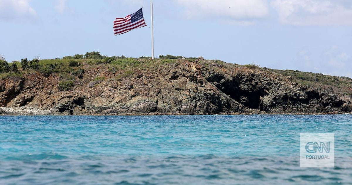 US announces eight more dead in attacks in the Caribbean against three vessels