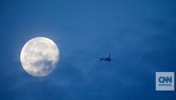 "They were really close." For the second time in 48 hours, another civilian plane escapes collision with a US Air Force aircraft near Venezuela