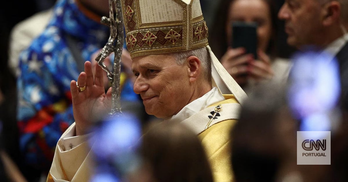 In the rain in Rome, the Pope remembers the manger and says that refusing the poor is “refusing God”