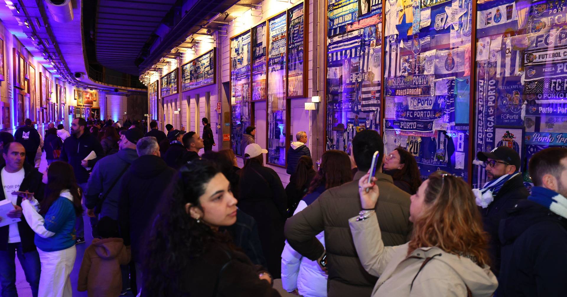 FC Porto opens memorial to Pinto da Costa with 10 thousand objects left at Dragão