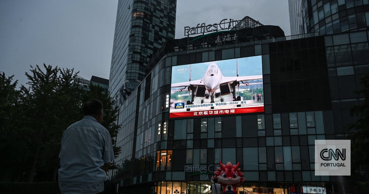 Army, Navy and Air Force: China highlights everyone for "serious warning" in Taiwan