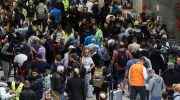 Chaos at the airport: Government “hides and whitewashes reality” with measures “that are mere palliatives”