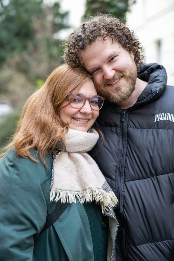 Lisa & Mark in Gumpendorfer Straße, Vienna, on a Thursday.