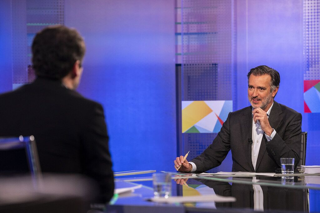 Cotrim de Figueiredo “behaves like an embarrassed André Ventura”