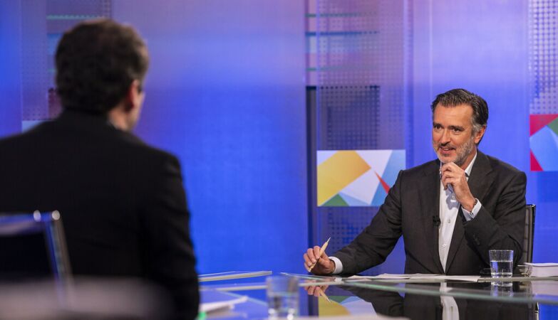 André Ventura, leader of Chega, and João Cotrim de Figueiredo, president of the Liberal Initiative, in debate