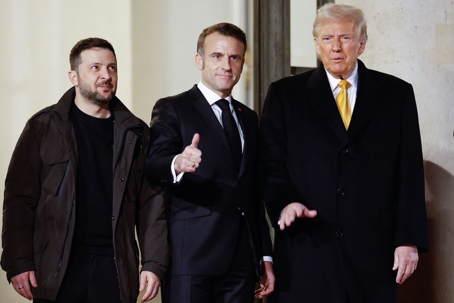 US could betray Ukraine, says Macron