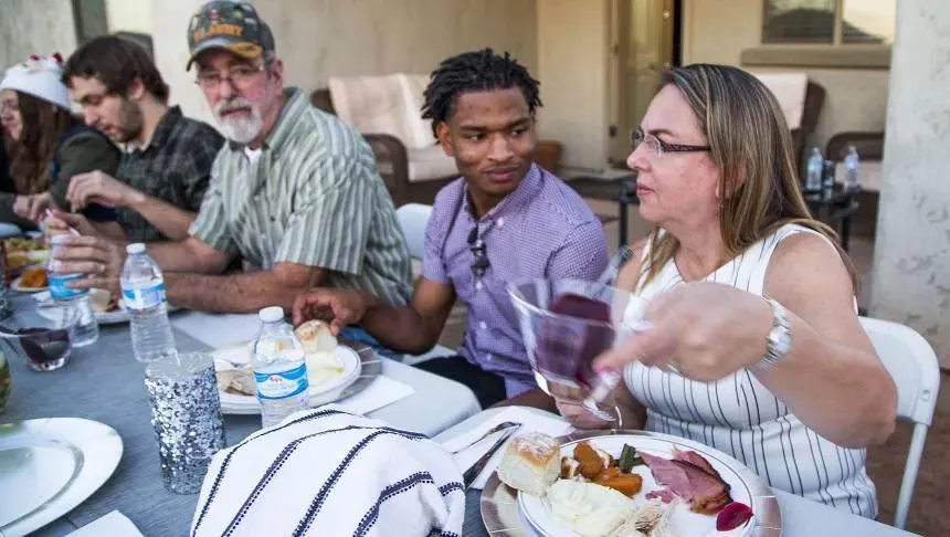 Hinton was just 17 when he spent his first Thanksgiving with Dench and his family. (Tom Tingle/The Republic/USA Today Network/Imagn Images via CNN)