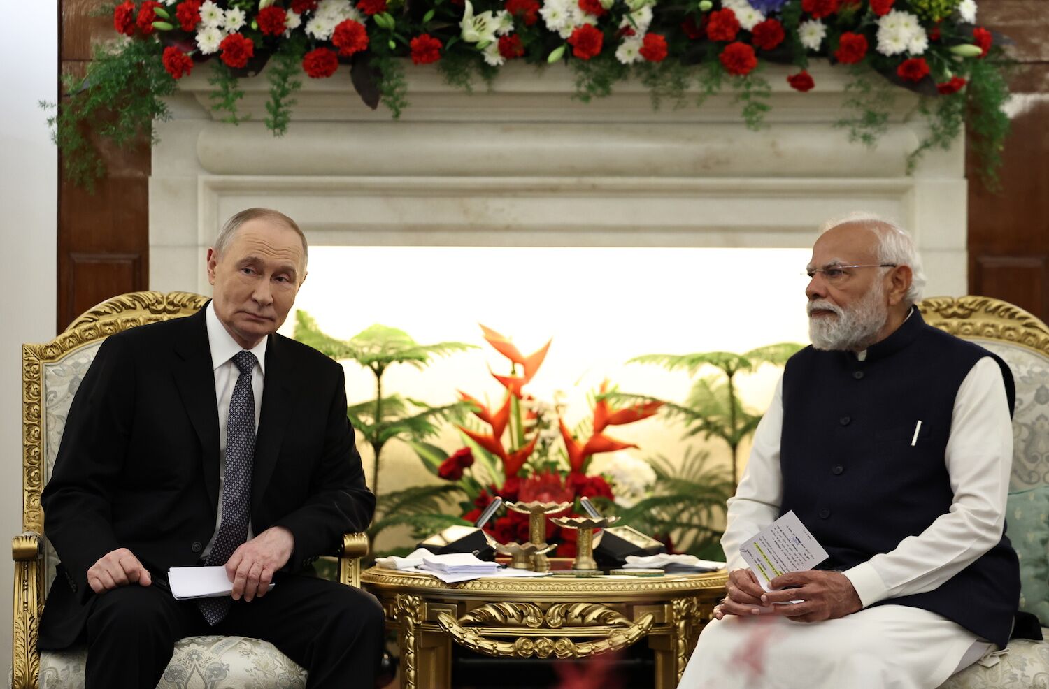 India warns: “we are not neutral”. Putin ignores Trump and will give Modi “infinite” fuel