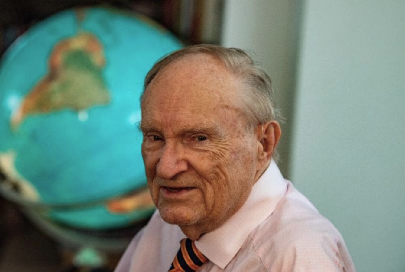 The founder of an association for the right to “die with dignity” died by assisted suicide