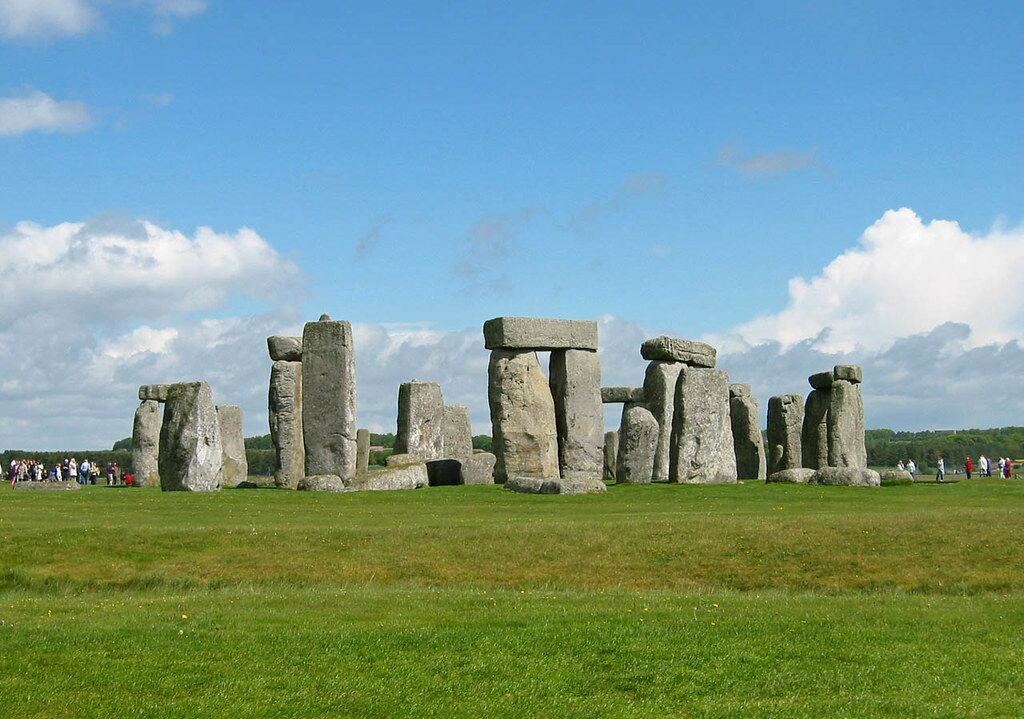 Mystery solved about 16 ring pits found near Stonehenge