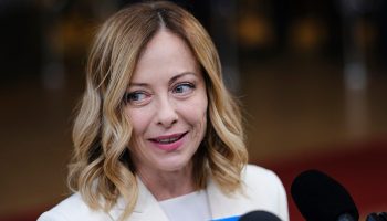 Italian Defense Ministry bans “yes” after national anthem