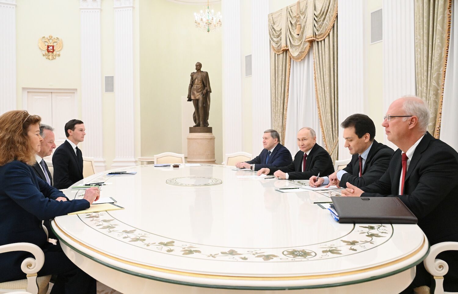 Putin and Witkoff in Moscow: five hours, zero agreements on territories occupied by Russia