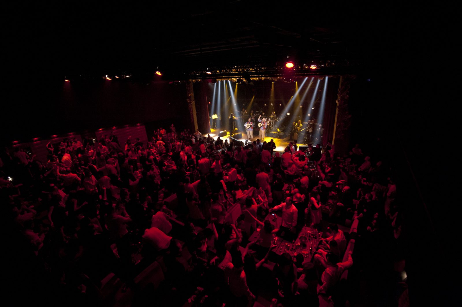 Lebanon: "They are jealous that we insist on having a good time"