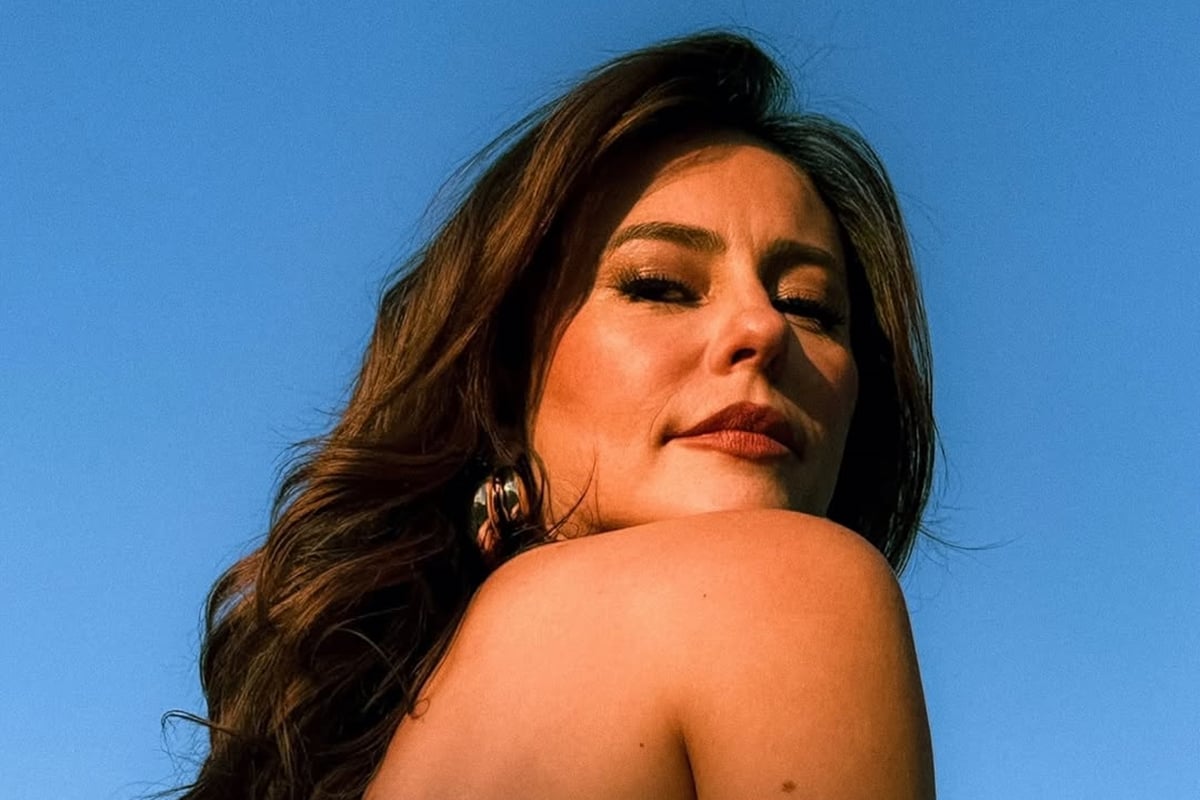 Paolla Oliveira breaks silence after separation and reappears on social media