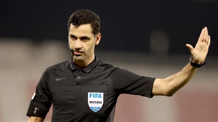 Al Jassim Abdulrahman: quem é o árbitro de Flamengo x Pyramids? image