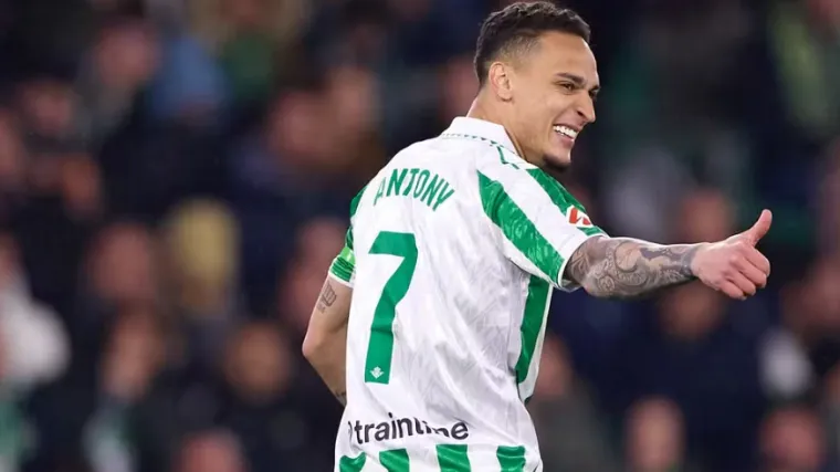 Escalação do Betis hoje: time titular e desfalques para jogo com o Murcia (18/12/2025) image