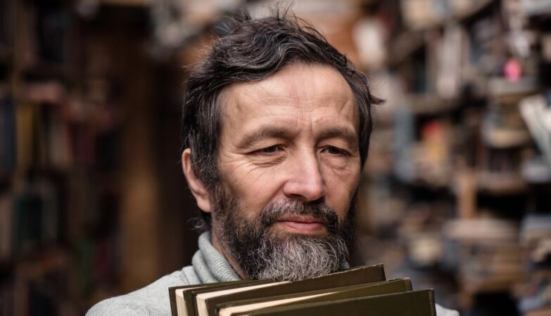 Librarians are fed up with being accused of hiding “secret books” invented by AIs