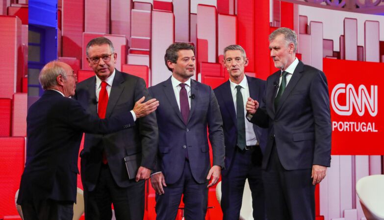 What does it take to be President of the Republic and what powers does the head of State have?