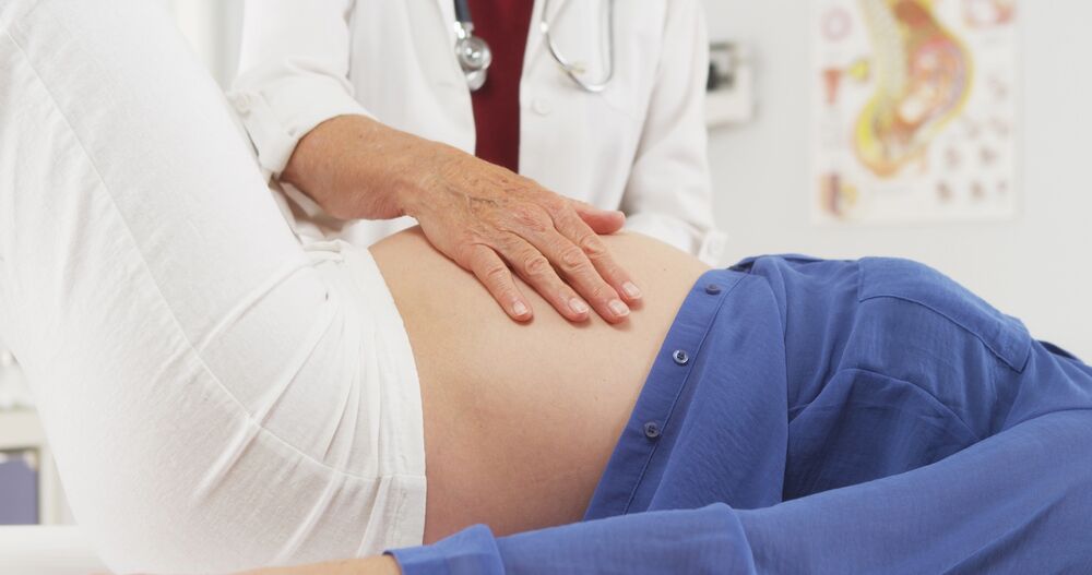 Gynecologist feels Ukrainian patient's breasts. It was to “make her smile”