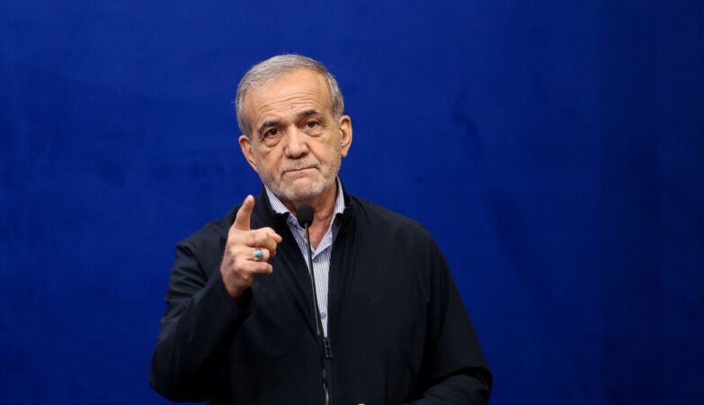 Iran is in “total war with America, Israel and Europe”, says President Pezeshkian