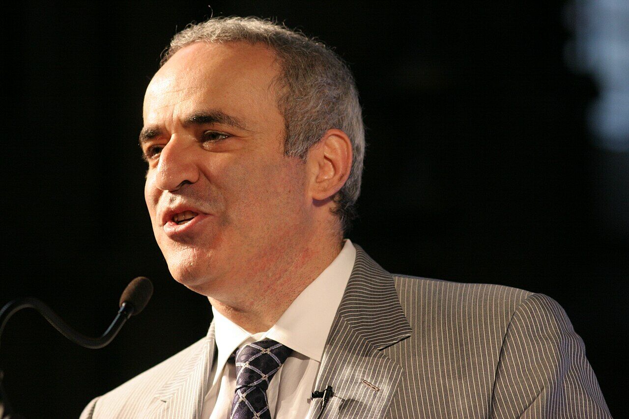 Chess legend Garry Kasparov sentenced to prison for criticizing war against Ukraine