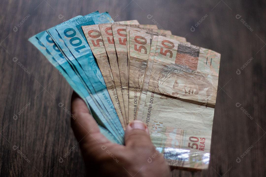 Servers receive December salaries and await the 13th; city ​​hall explains