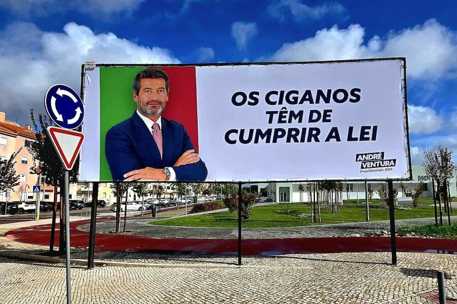 Court orders Chega posters about gypsies to be removed. “Fostering hate”