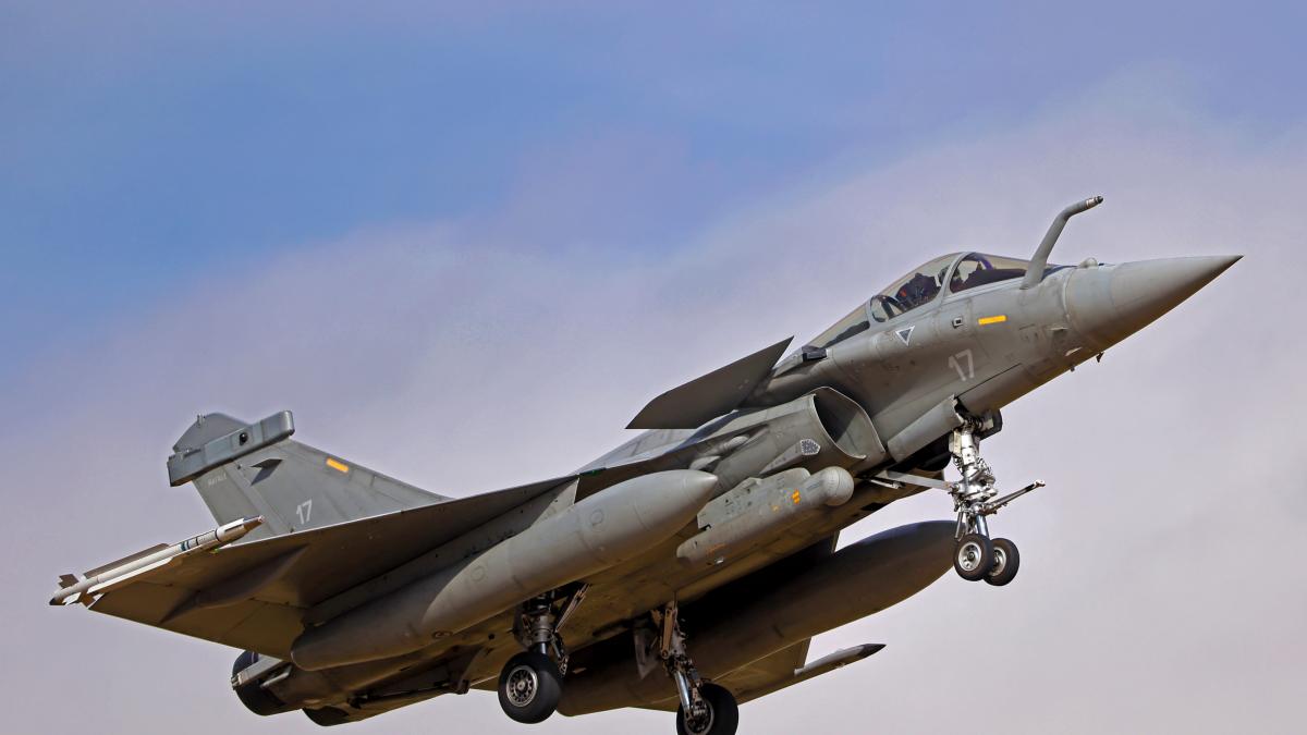 France scares Putin with the strategic mega missile that could reach Moscow