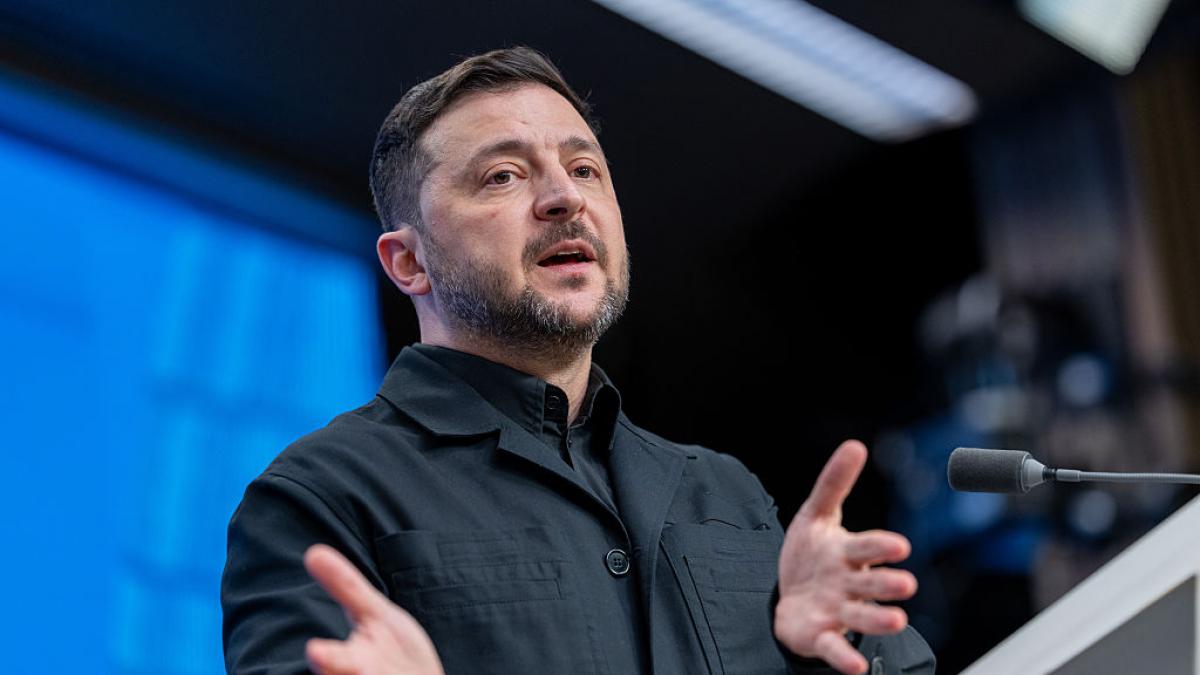 Zelensky talks with US envoys about "new ideas" to achieve peace in Ukraine