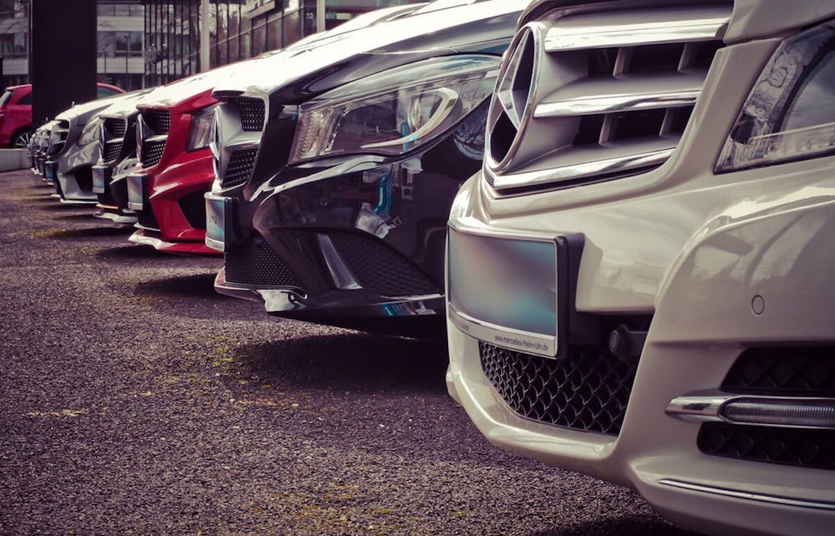 Is it worth buying a new car before we enter 2026?