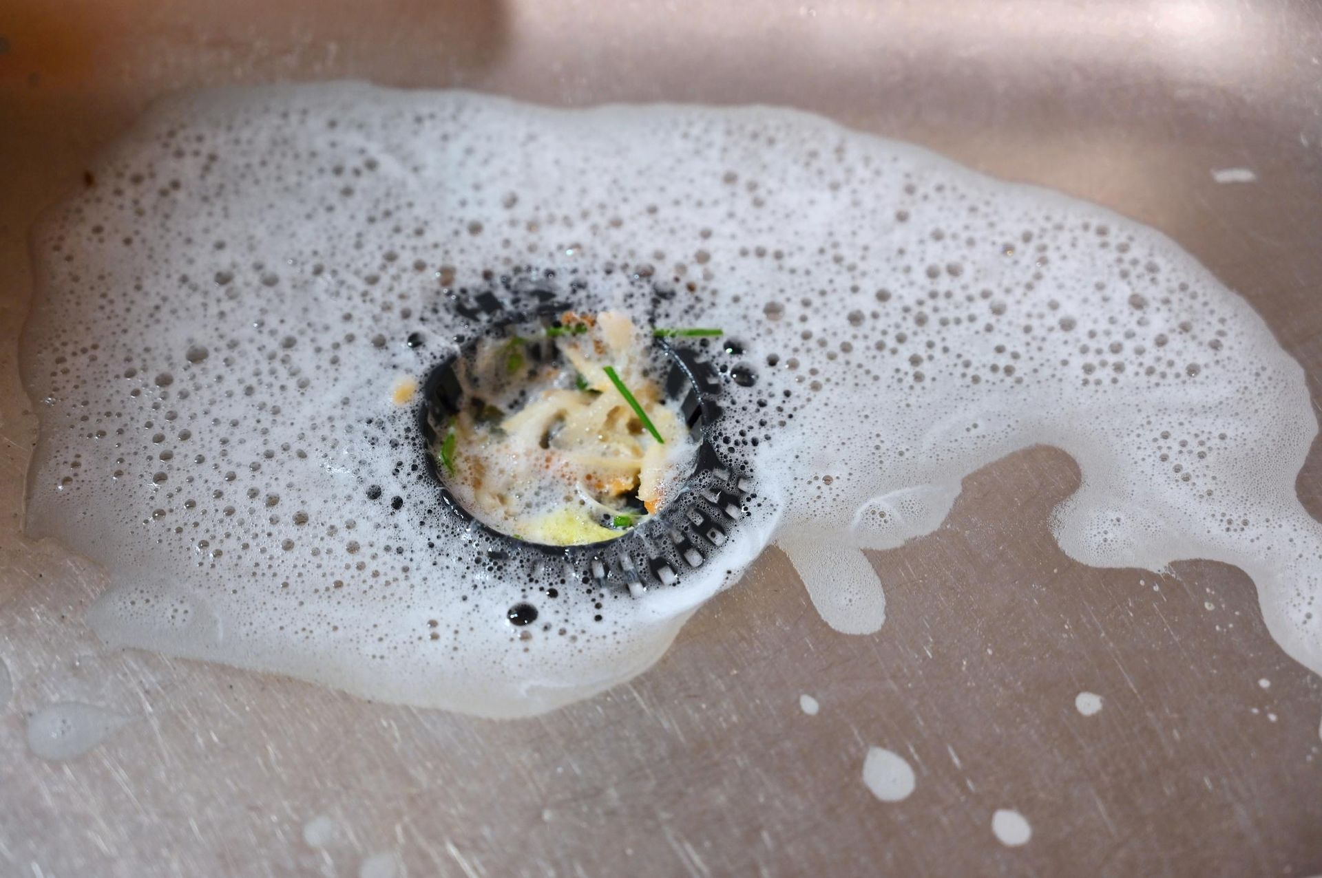 Home remedies Two tablespoons of this powder are enough to unclog the sink. A clogged drain becomes clear in just a few minutes. No vinegar and no plunger. How to fix a clogged sink drain