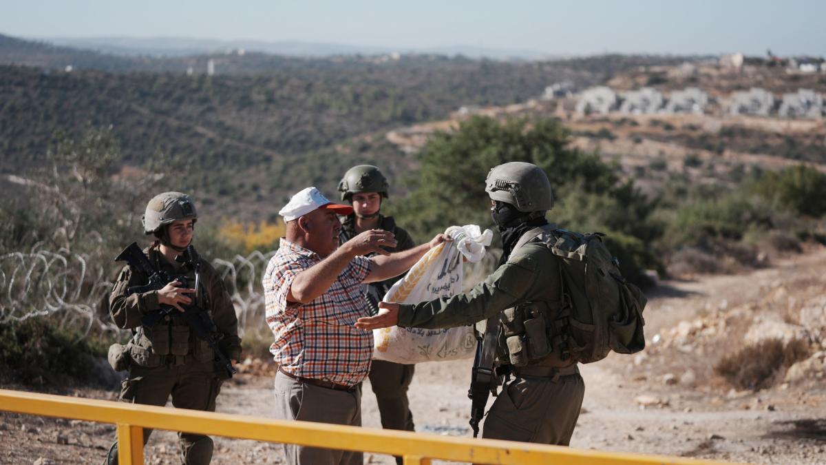 These are the areas occupied by Israel in Palestine from which products cannot be imported