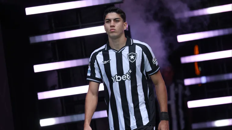 Jair Cunha no Flamengo? Veja chance de ex-Botafogo jogar no Rubro-Negro image