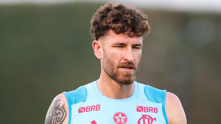 Léo Pereira: valor da multa, contrato e clubes interessados no zagueiro do Flamengo image