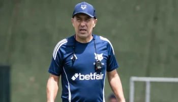 Leonardo Jardim vai sair do Cruzeiro? Até quando vai o contrato? image