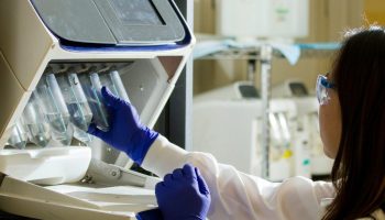 «Δότης 7069»: Σε επτά κλινικές στην Ελλάδα το σπέρμα με το καρκινογόνο γονίδιο