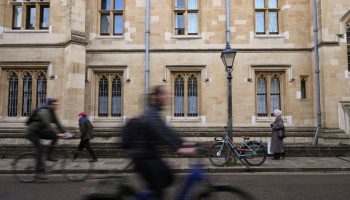 Erasmus: Συμφωνία για επανένταξη της Βρετανίας στο πρόγραμμα ανταλλαγής φοιτητών