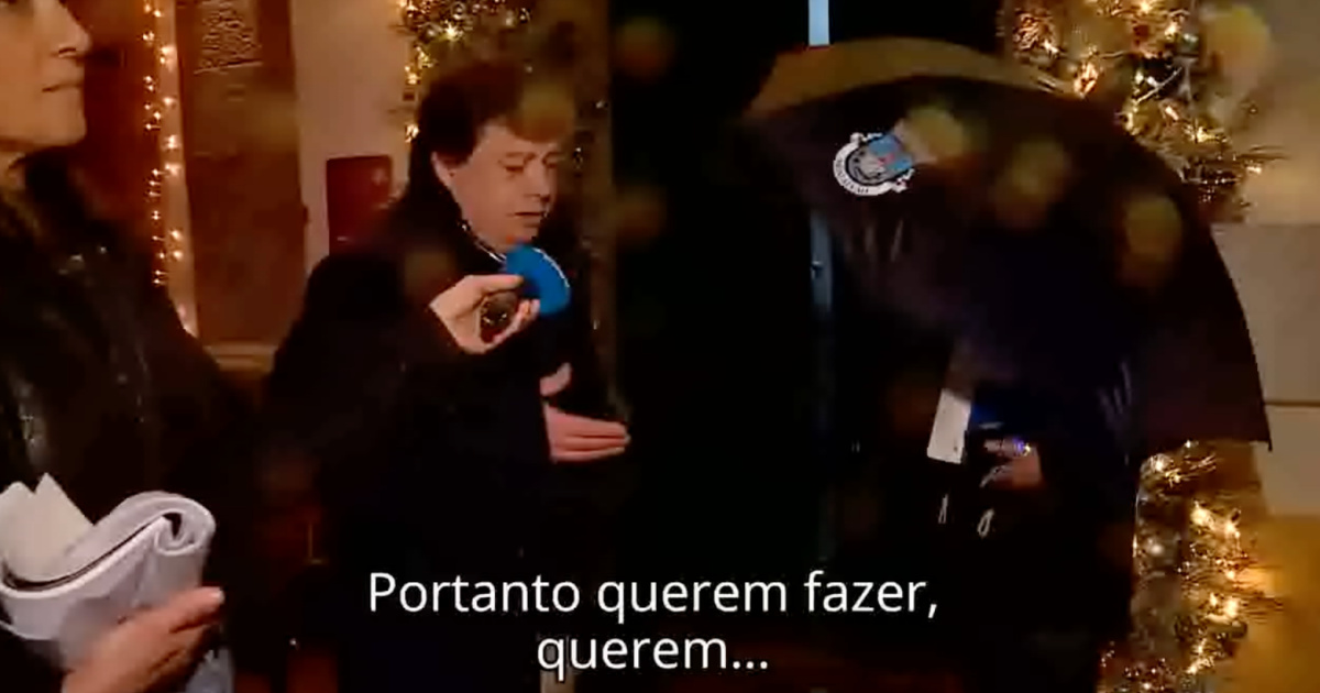 Mayor of Nisa snatched microphone from NOW channel journalist