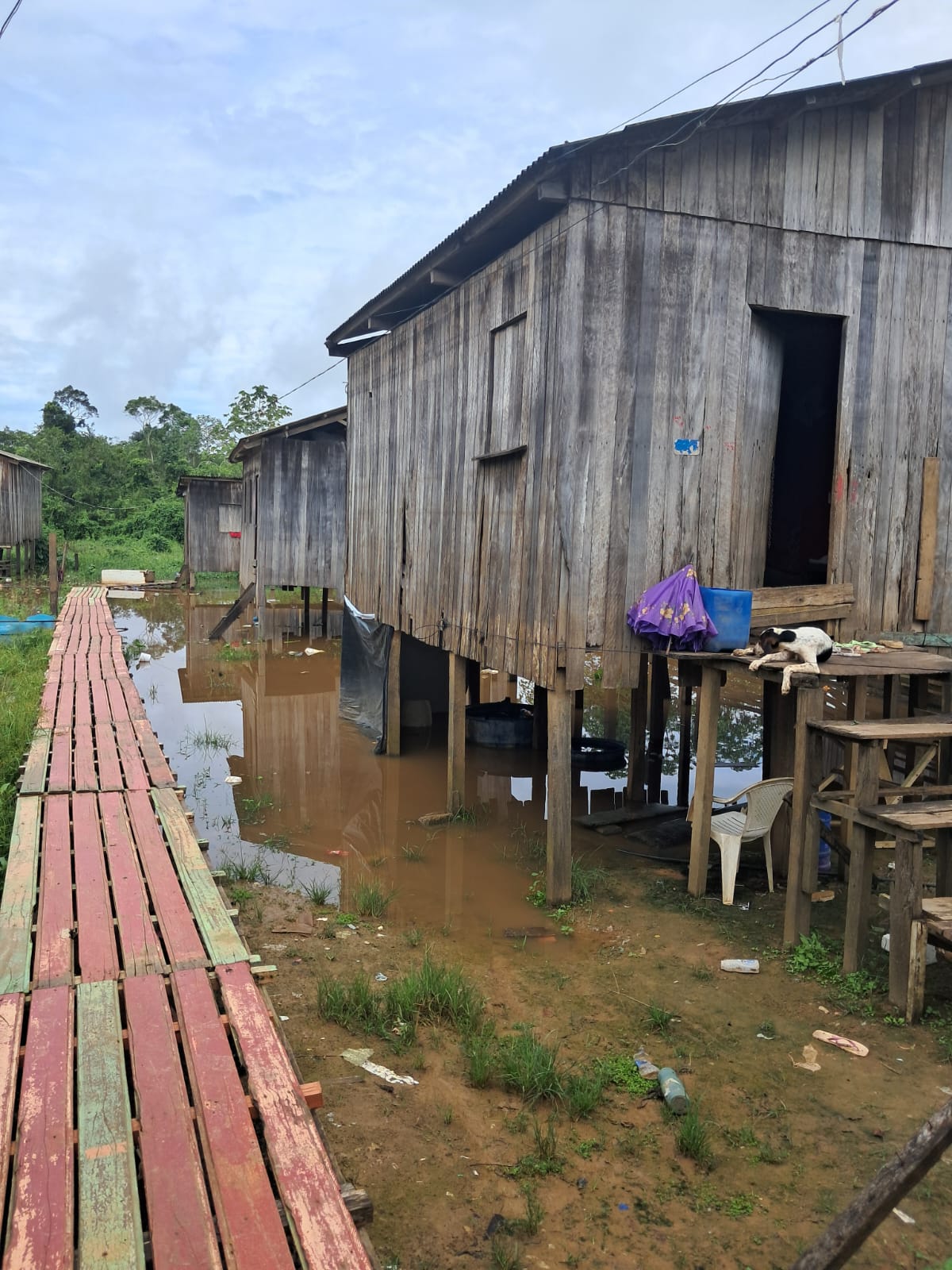 “I’ve lived in this neighborhood for over 35 years and I’ve never seen so much water at that time,” says resident