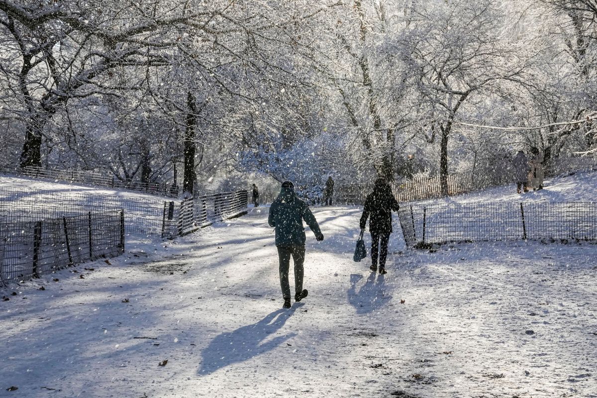 Ιντιάνα: Καραμπόλα με 45 οχήματα στα χιόνια